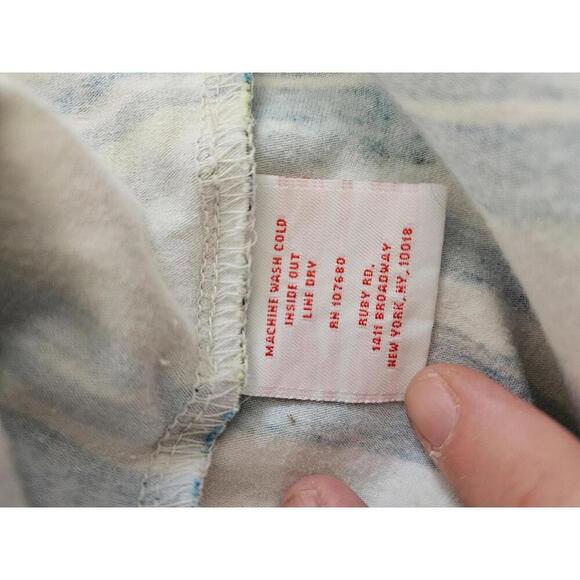 Ruby Rd. Large Green blue & white abstract stretchy shirt - Picture 4 of 4